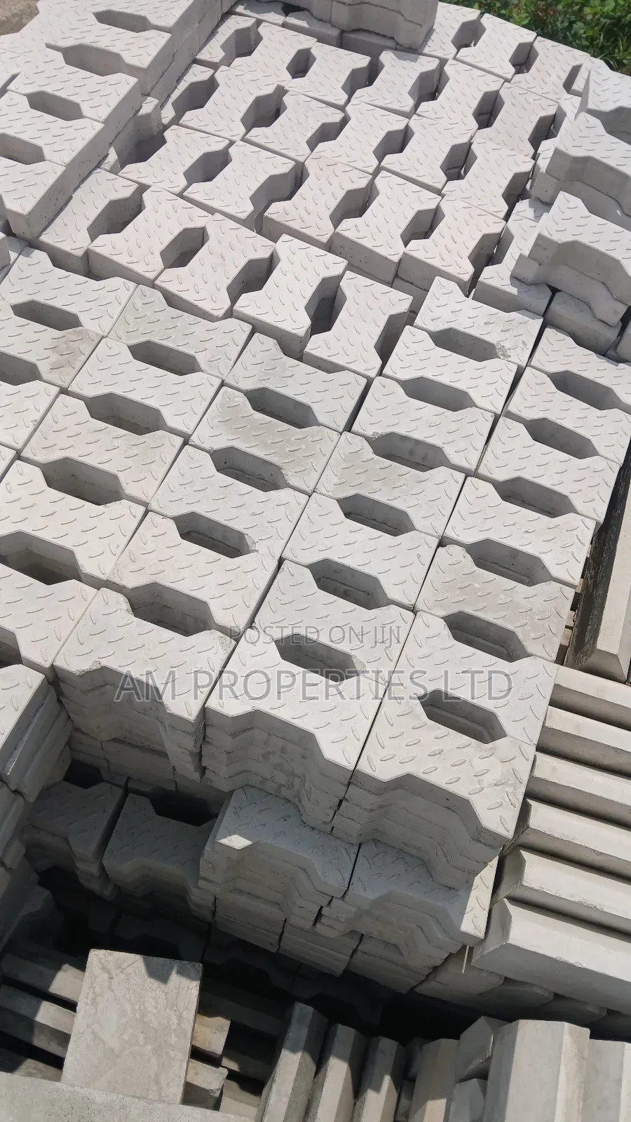 Great Deals on Interlocking Pavement Blocks