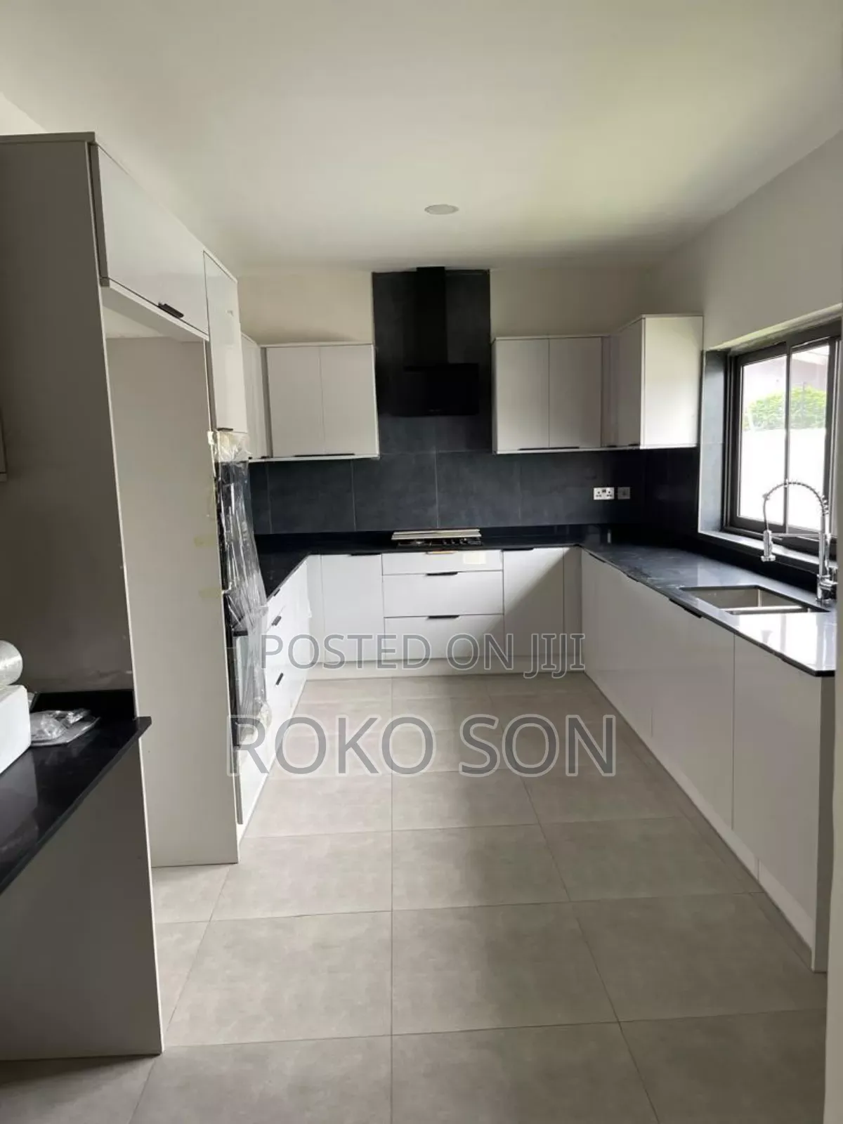4bdrm Duplex in Dr Roko, North Legon for sale