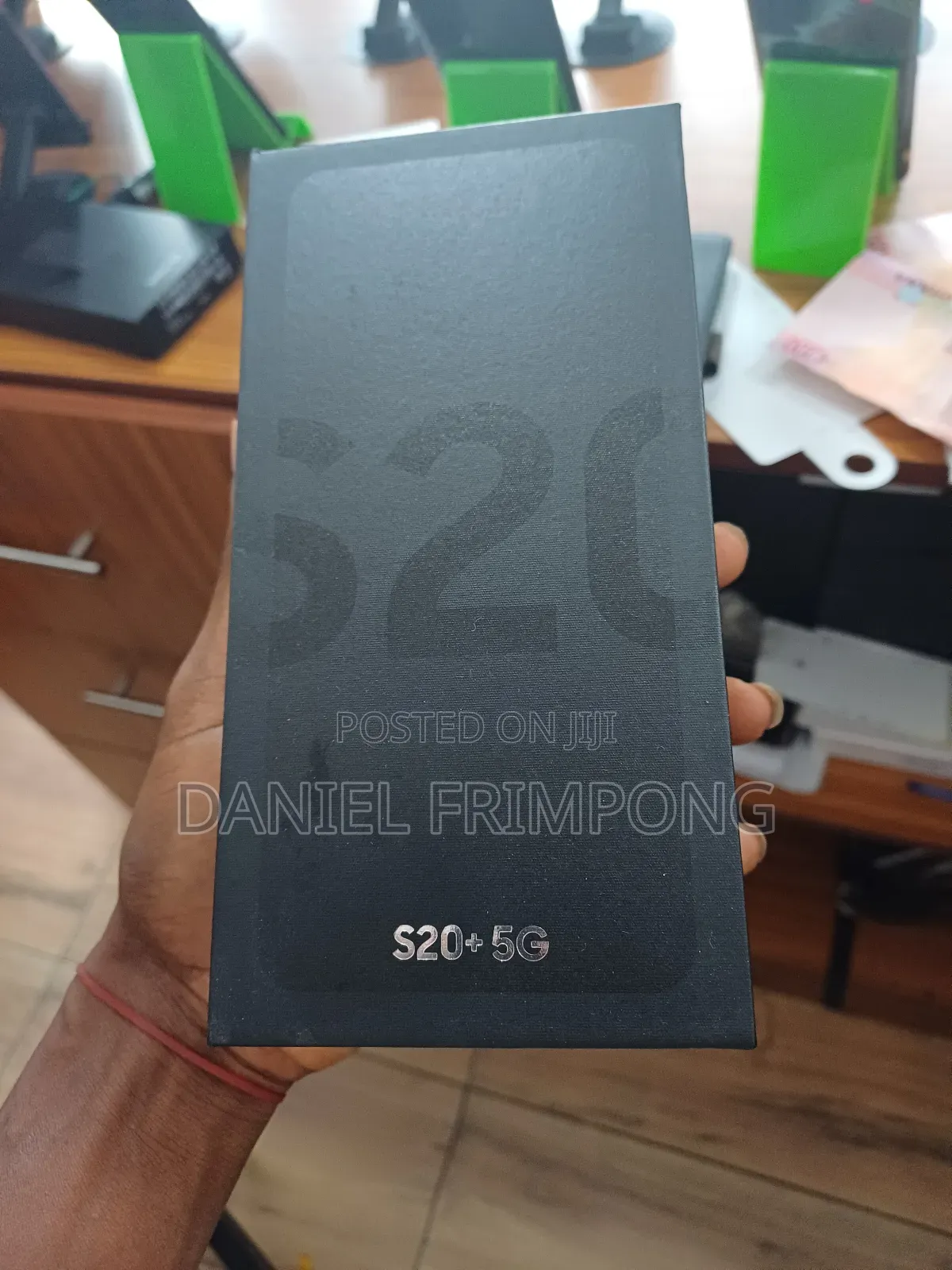 New Samsung Galaxy S20+ 5G 128 GB Black