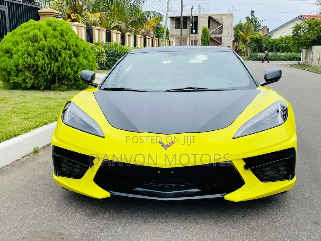 Chevrolet Corvette 2022 Yellow
