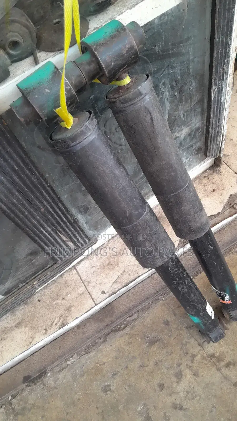 Nissan Sentra 2009 Back Shocks Absorbers