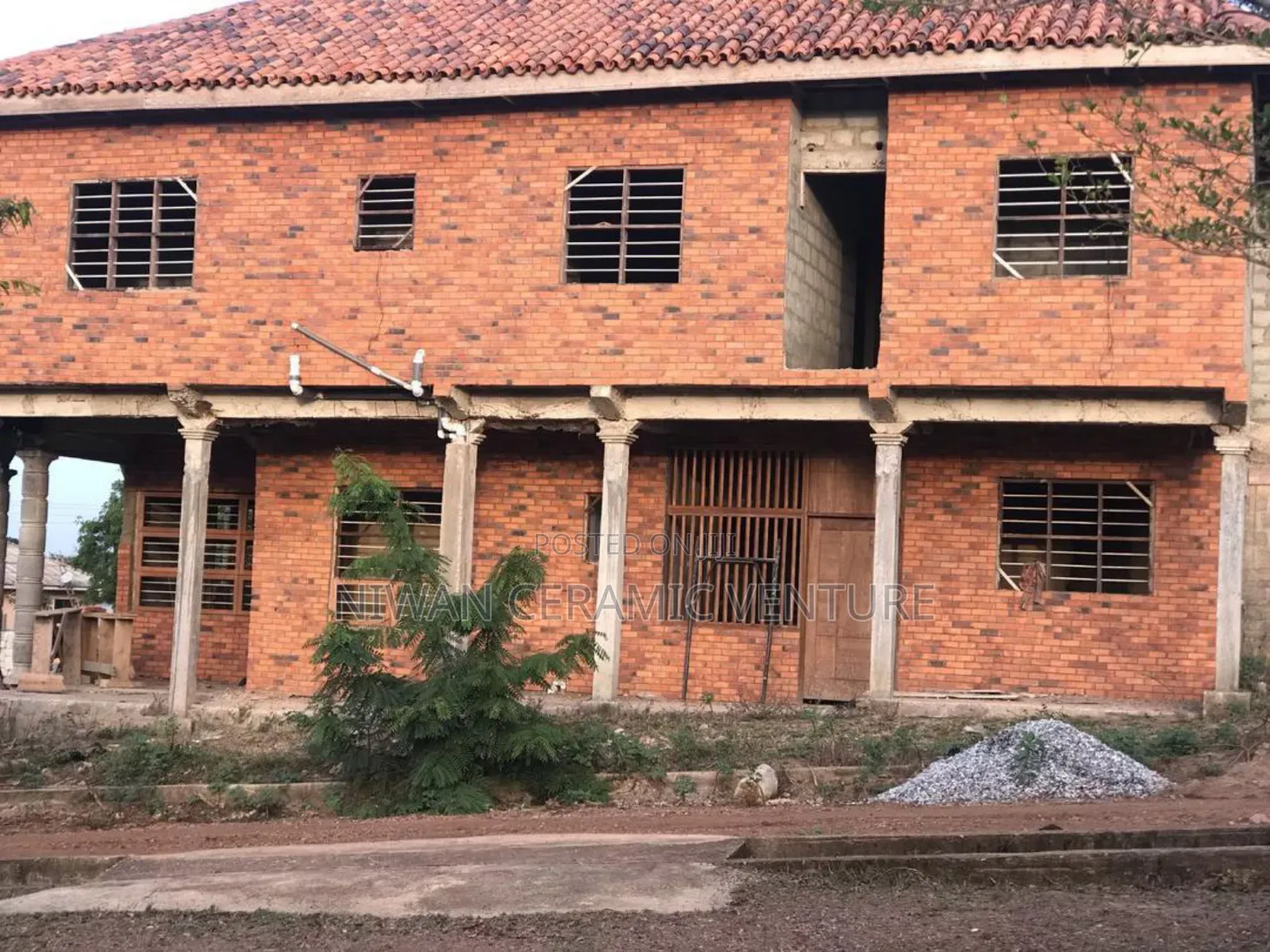 Burnt Brick Tiles Fencing