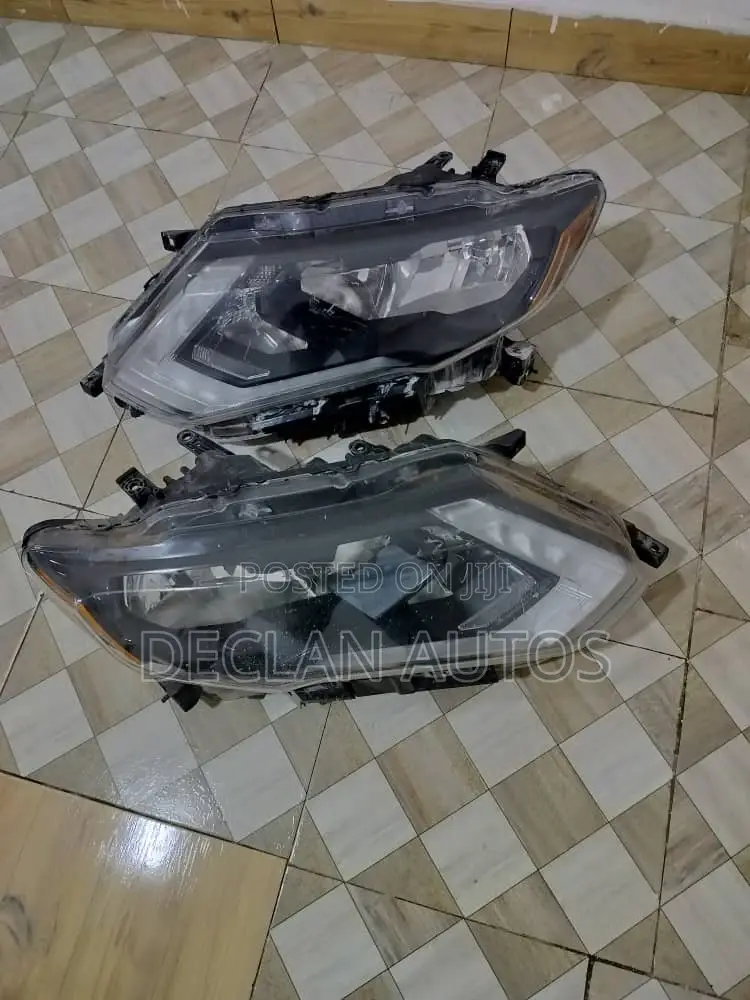 Nissan X-trail 2017-2019 Halogen Headlight Assembly