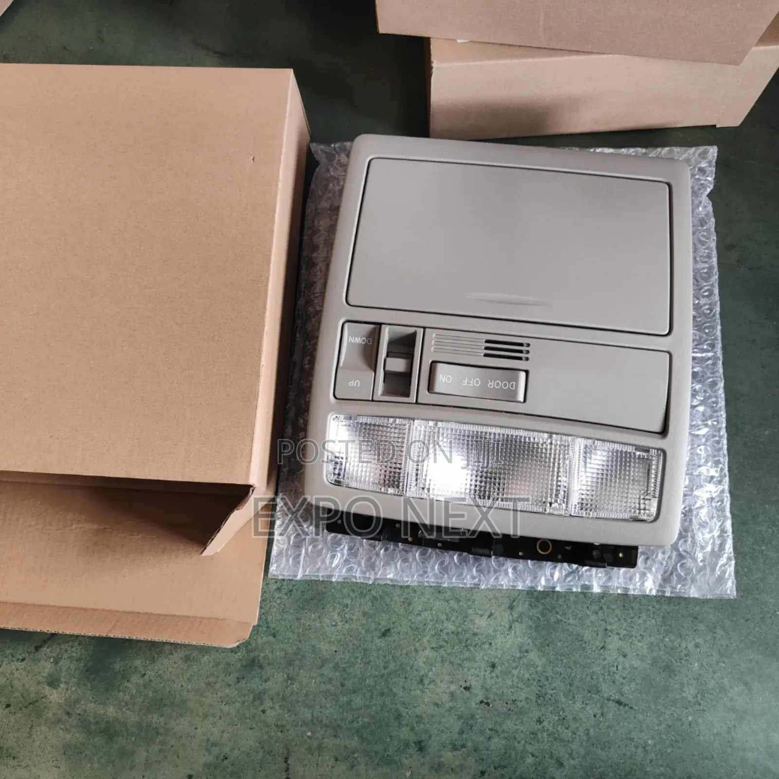 Auto Light Roof Lamp for Toyota Camry 2007-2013
