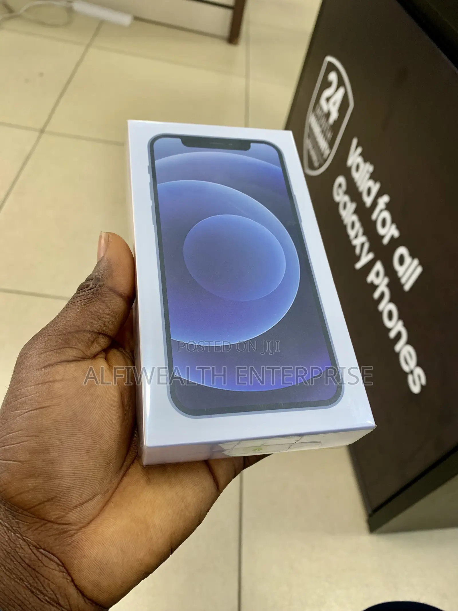 Apple iPhone 12 64 GB Silver