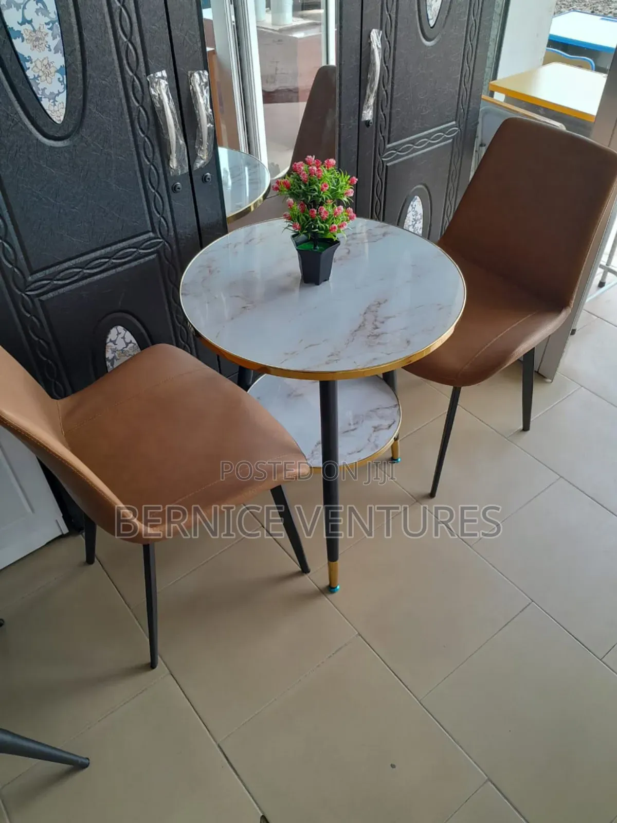 Cozy Dining Set