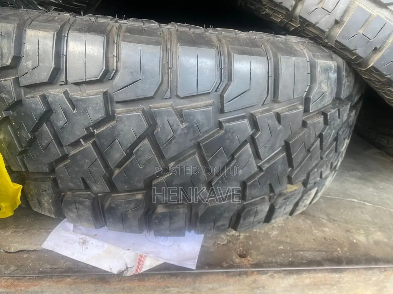 325/65r18 First Grade Tyres Available