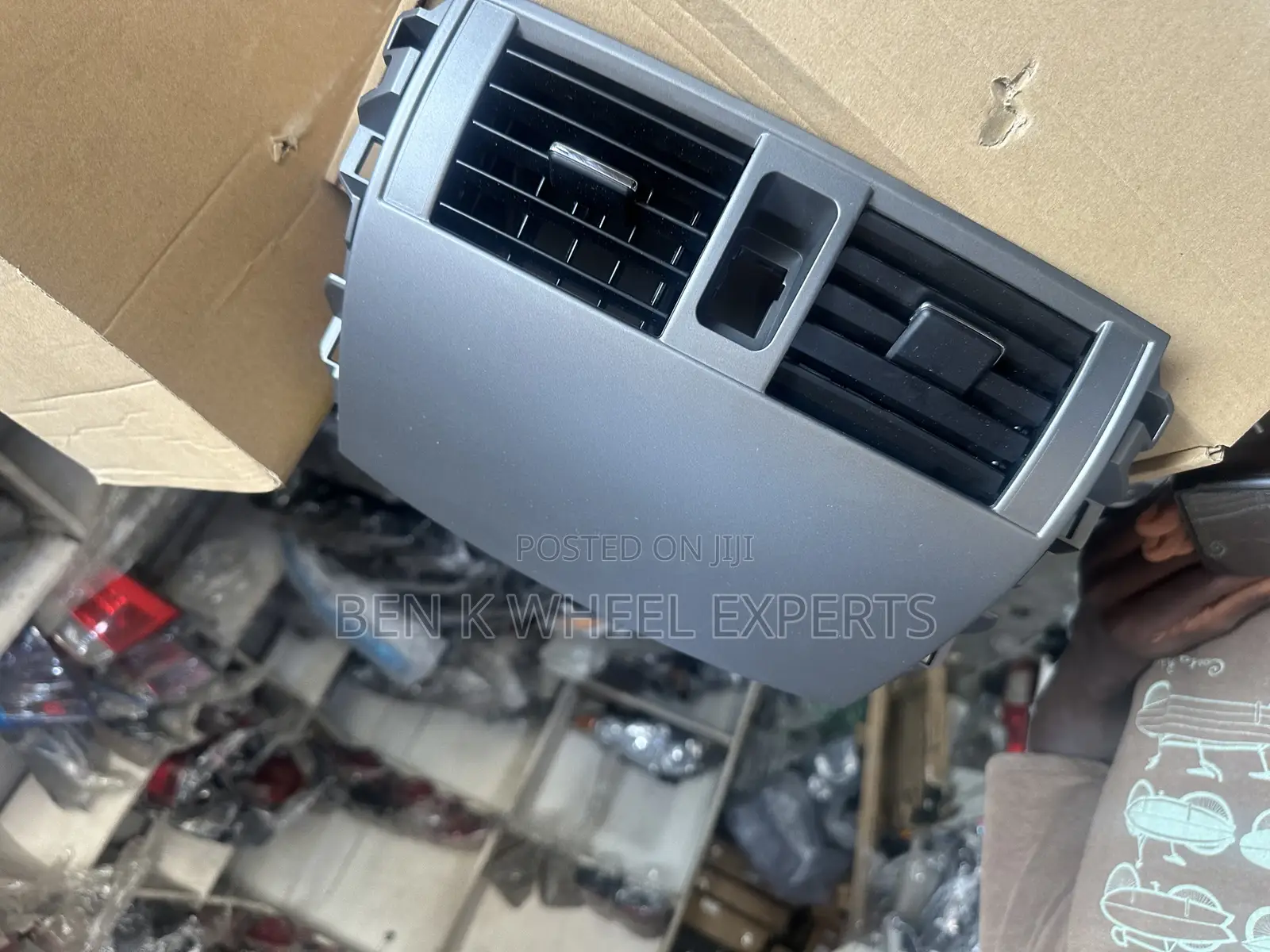 Toyota Corolla 2008-2013 Top Ac Vent