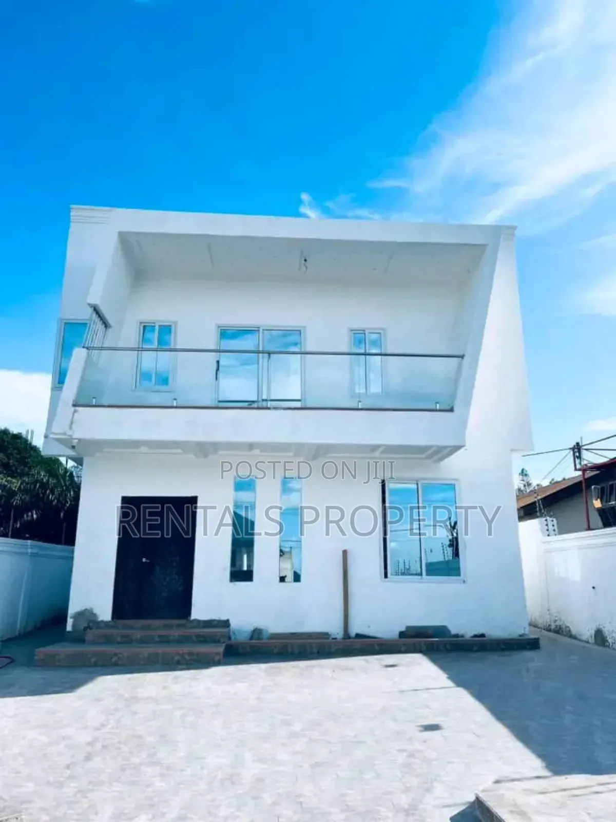4bdrm Duplex in Ashaley Botwe for sale