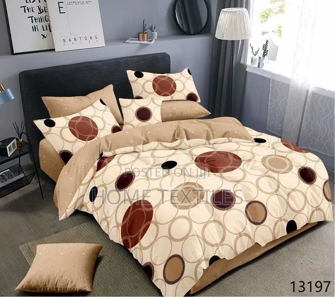G. 2 Bedsheets and 4 Pillow Cases for King Size Beds