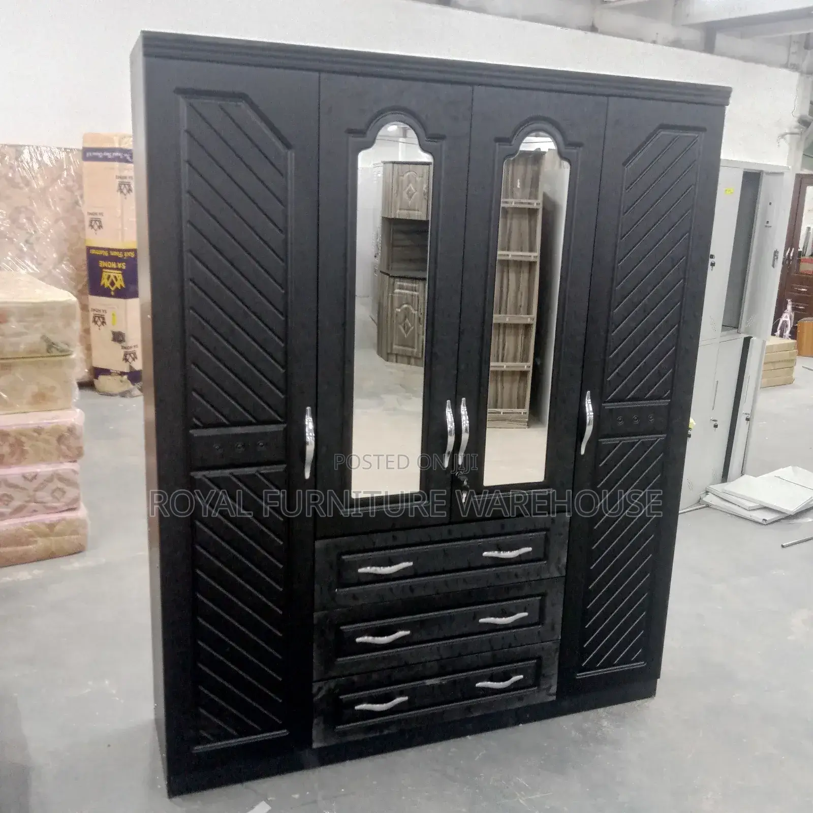 4 Doors Opening Wardrobe