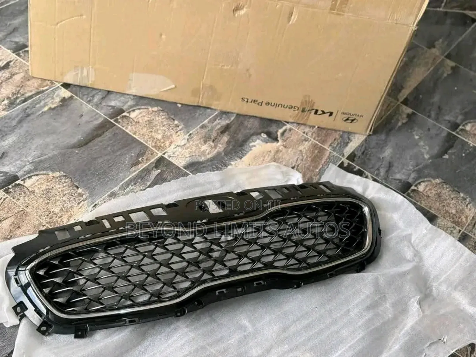 Kia Sportage 2018,2019,2020,2021,2022 Sportage Top Grille