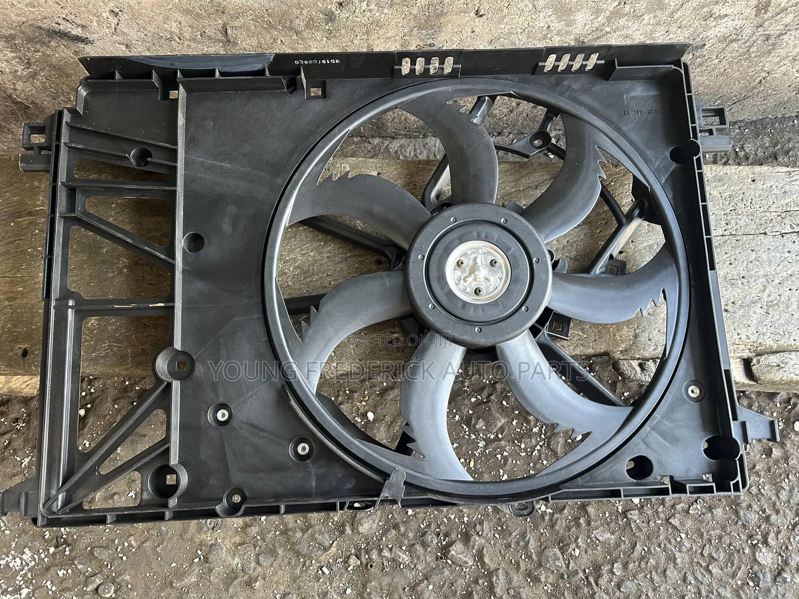Toyota Rav 4/Camry 2019 2020 Radiator Fan