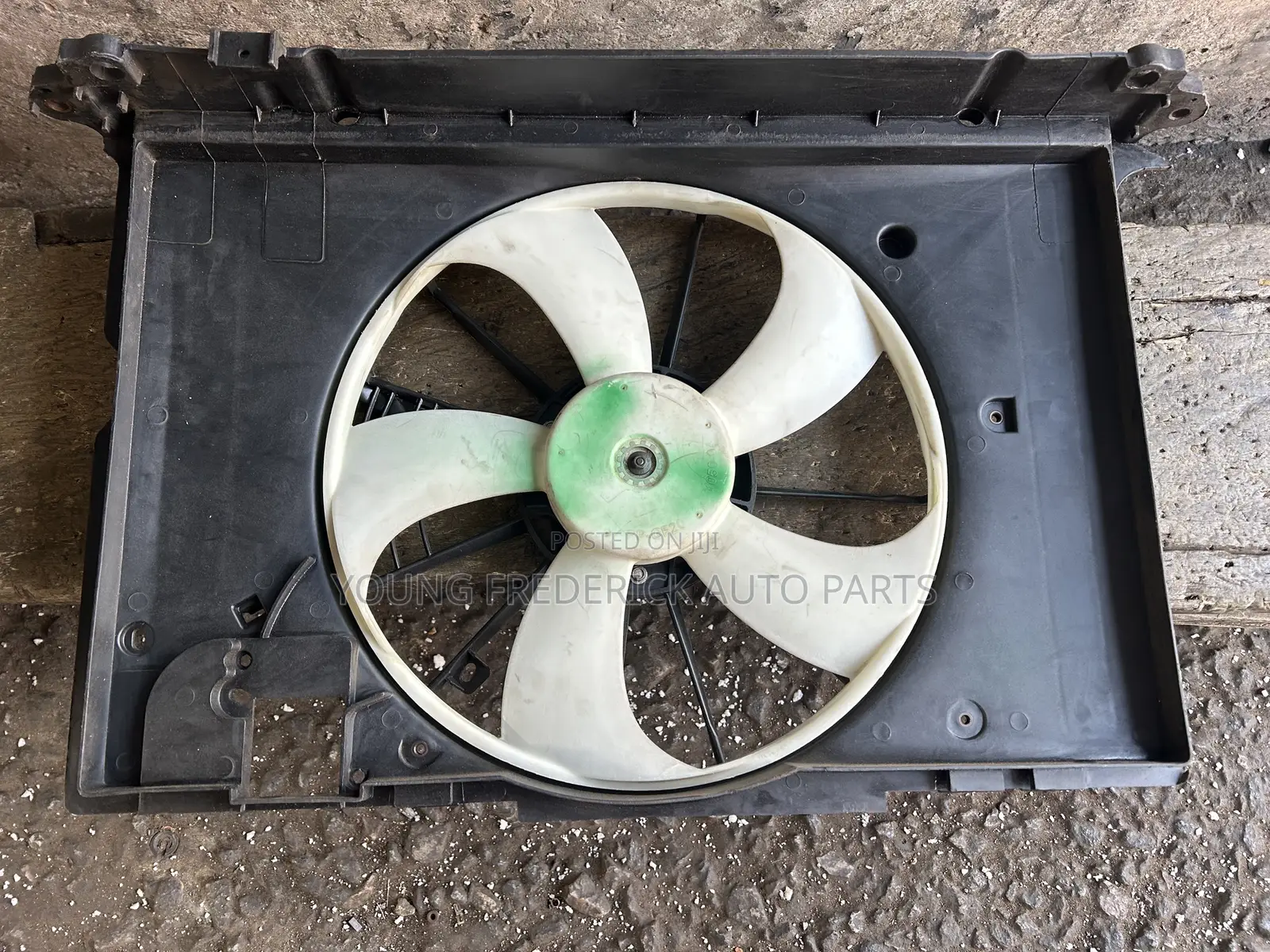 Toyota Corolla 2009 2010 2011 2012 Fan