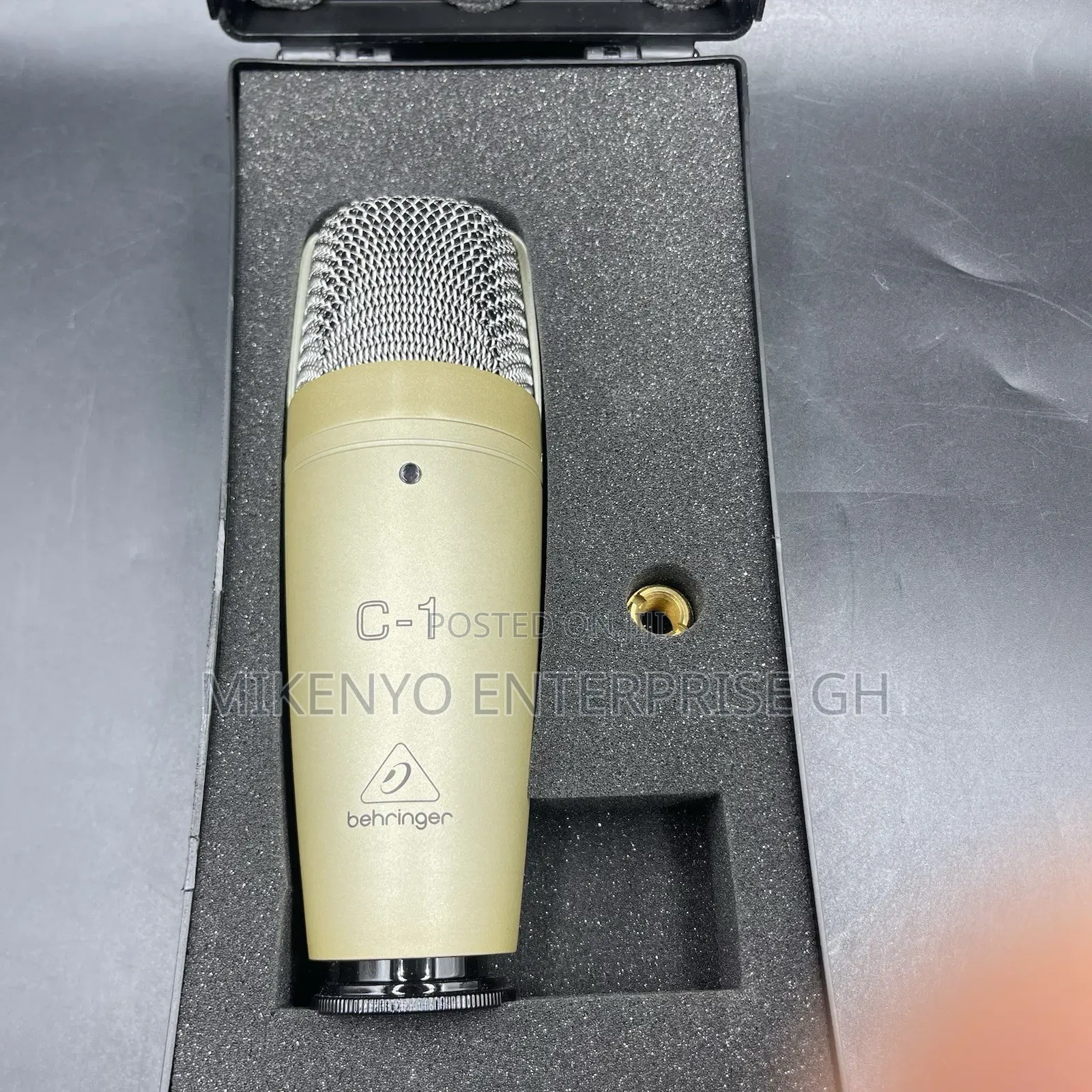 Behringer C-1 Studio Microphone Condenser