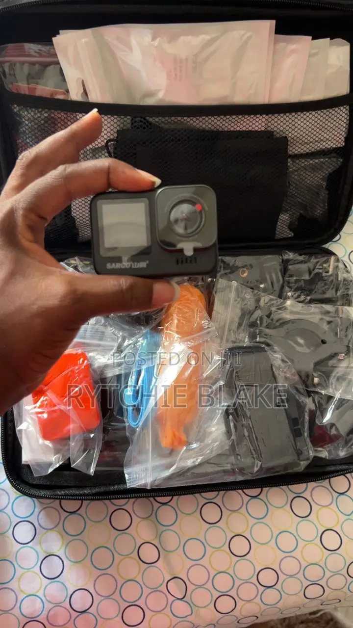 Action Camera for Vlogs With Accesories