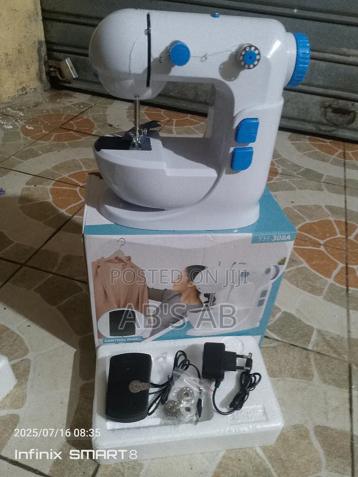 Mini Sewing Machine