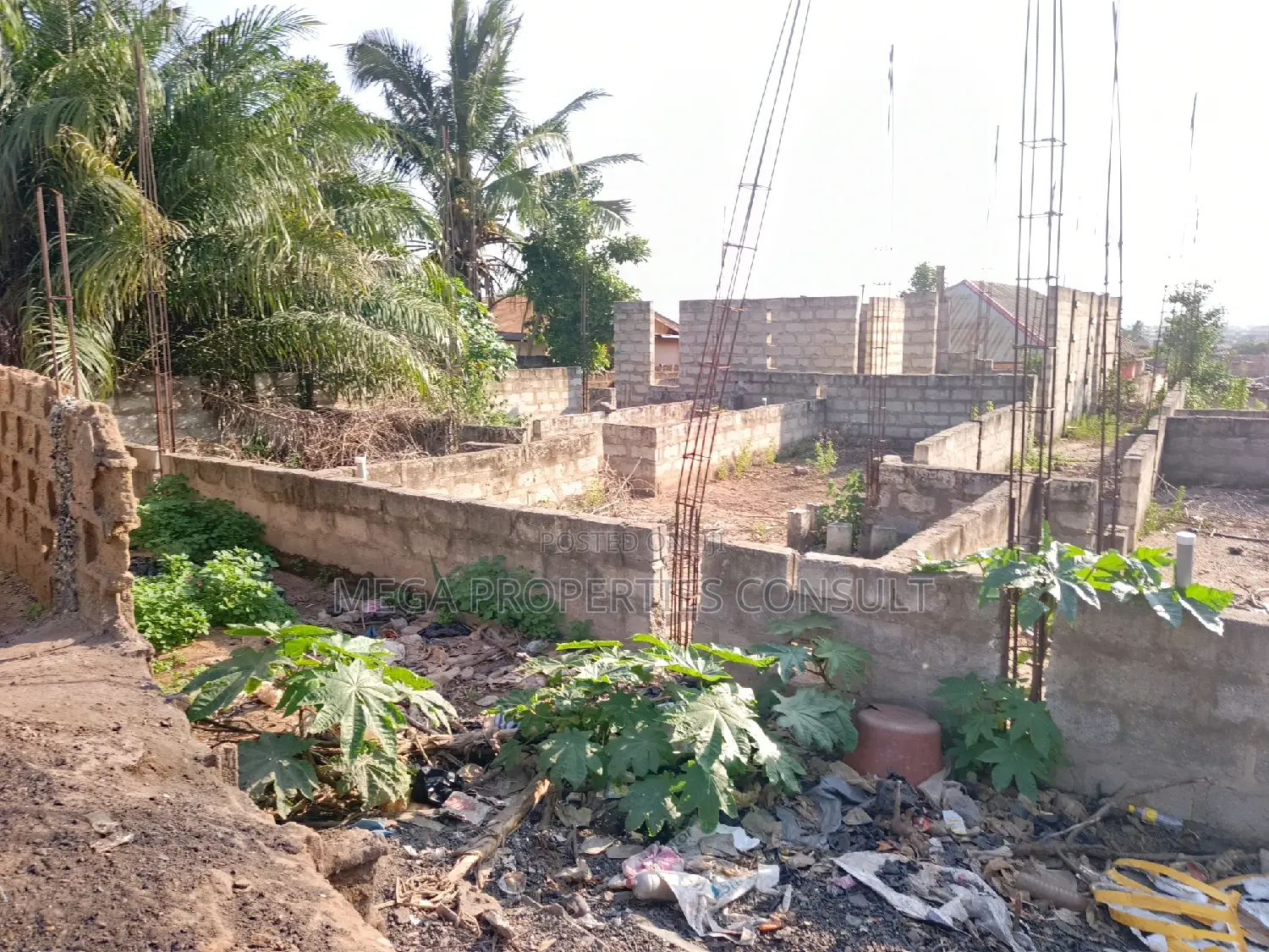 8bdrm House in Lapaz for sale