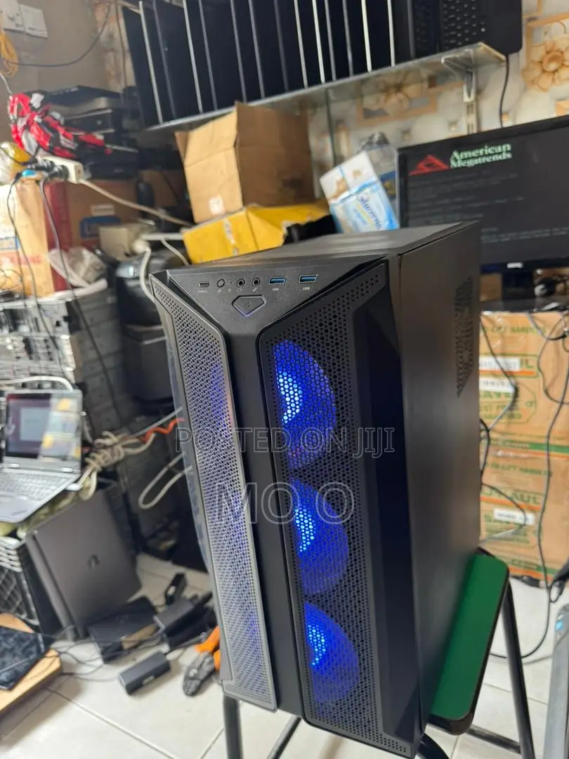 New Asus ROG STRIX GD30CI 16GB Intel Core I7 HDD+SSD 512GB