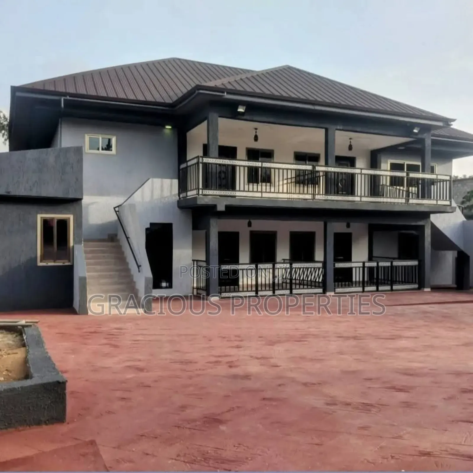 2bdrm Apartment in Gracious Properties, Dzorwulu for rent