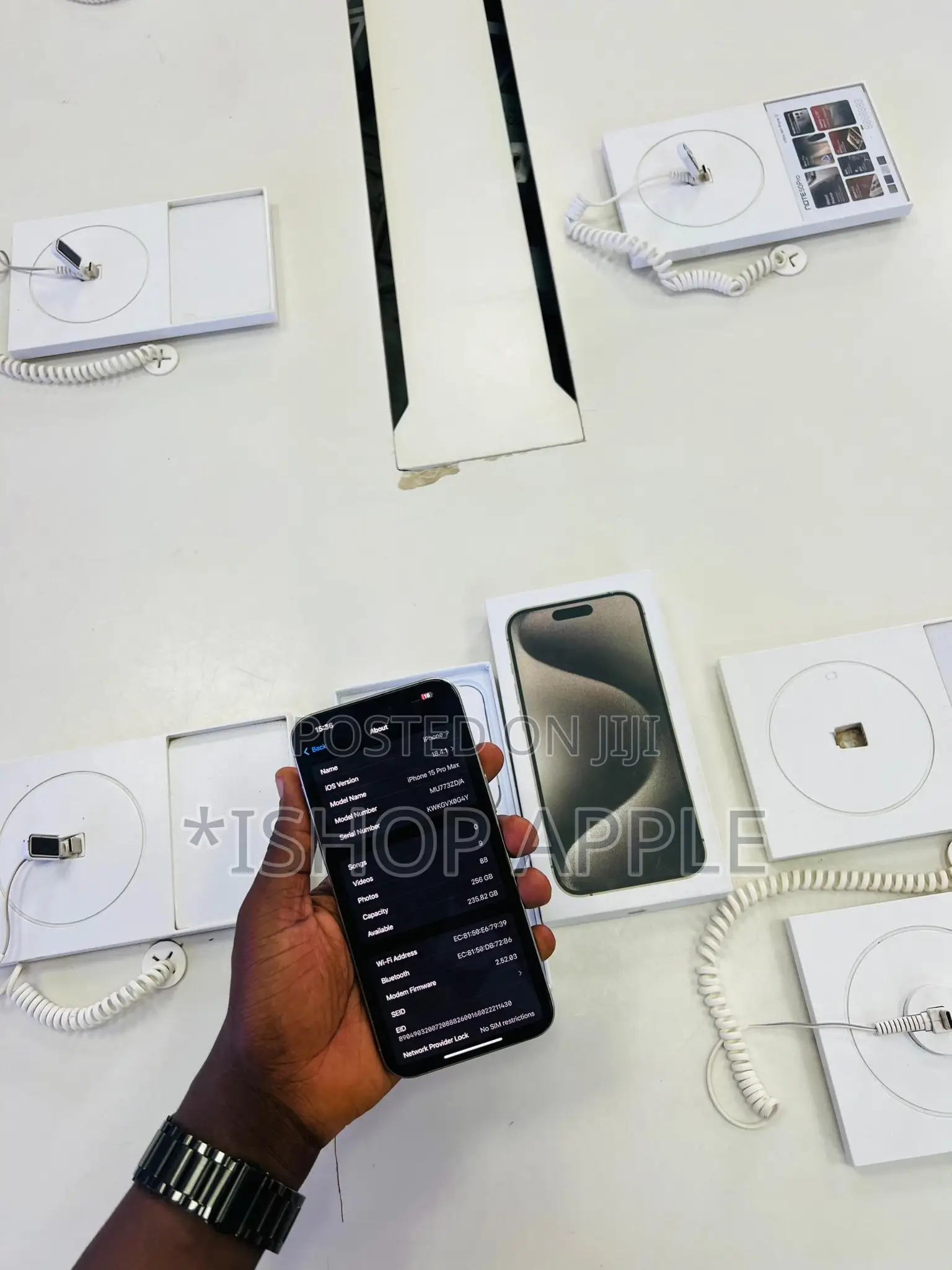 Apple iPhone 15 Pro Max 256 GB