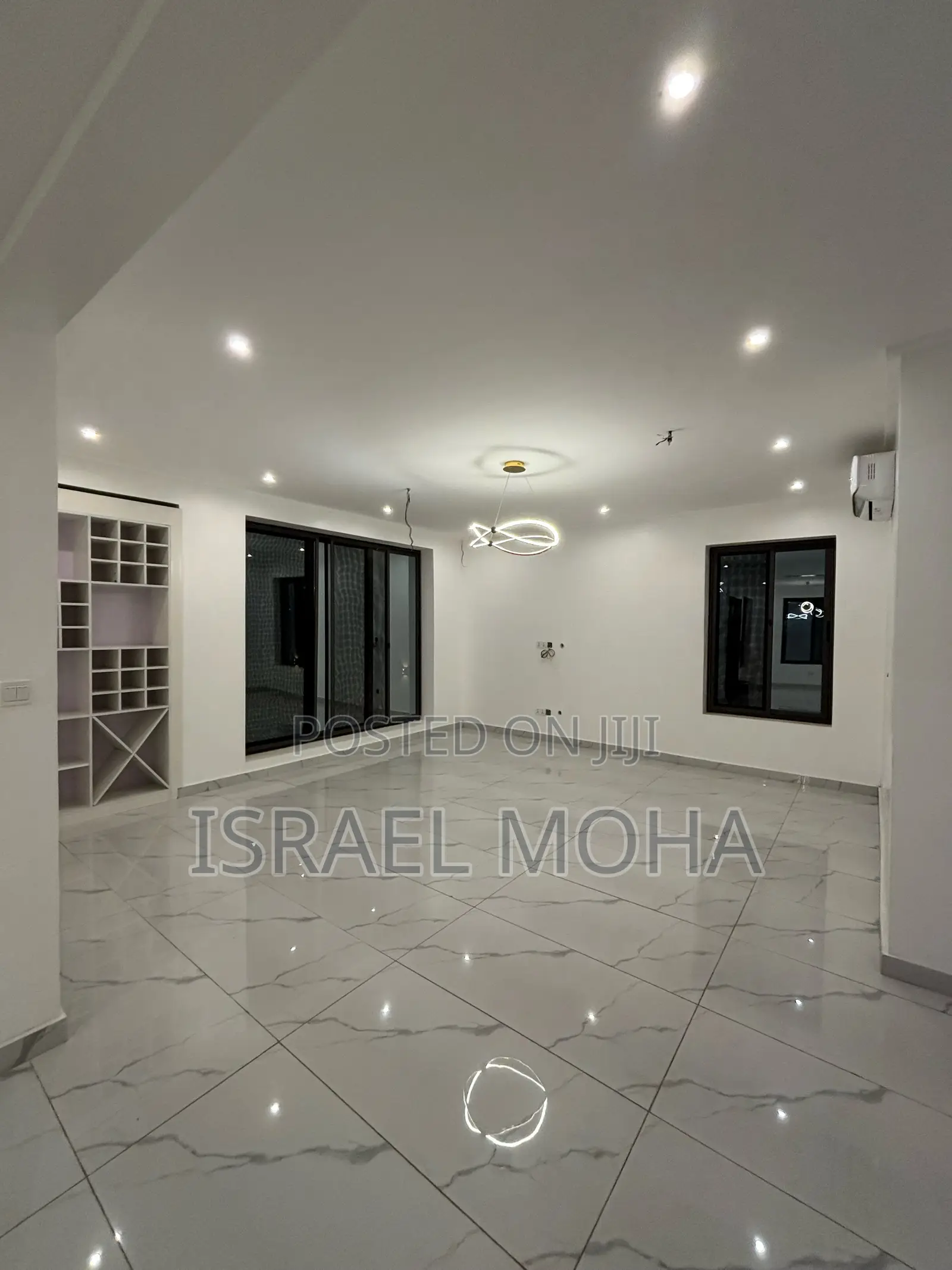 Executive Four Bedrooms Duplex House for Sale Lakeside Estat