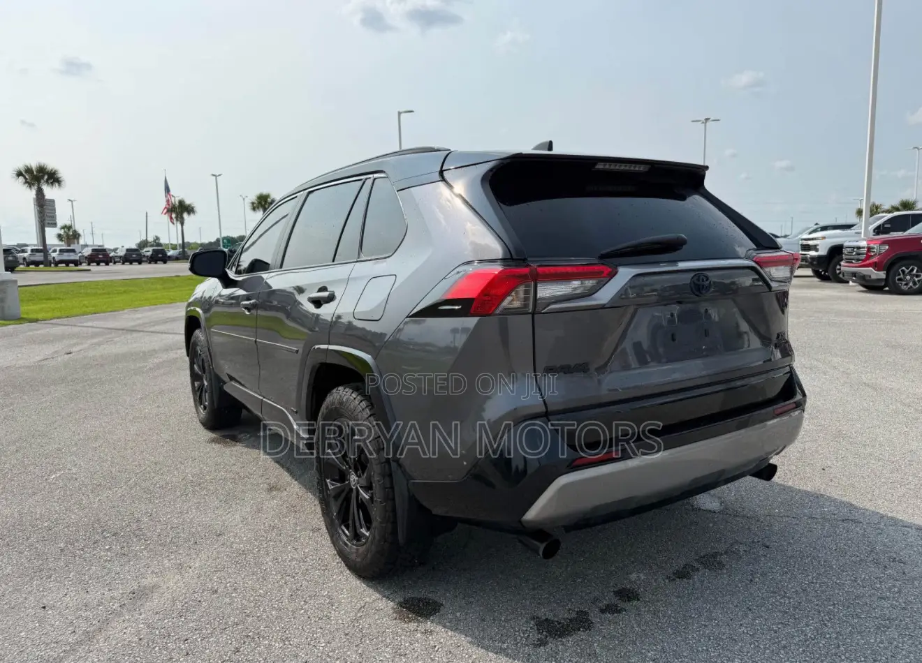 Toyota RAV4 Hybrid 2023 Gray