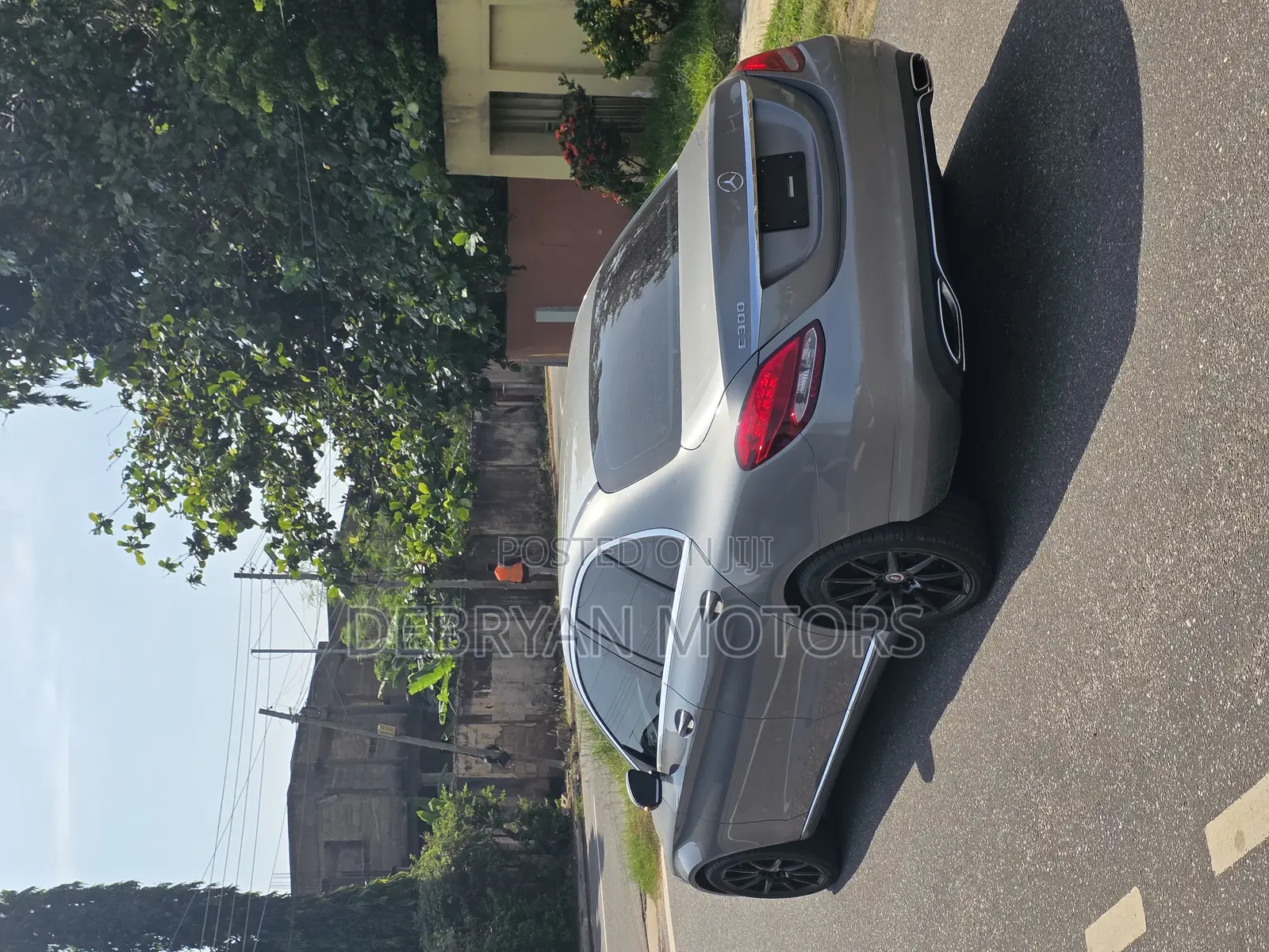 Mercedes-Benz C300 Base Sedan RWD (2.0L 4cyl 7A) 2016 Gray