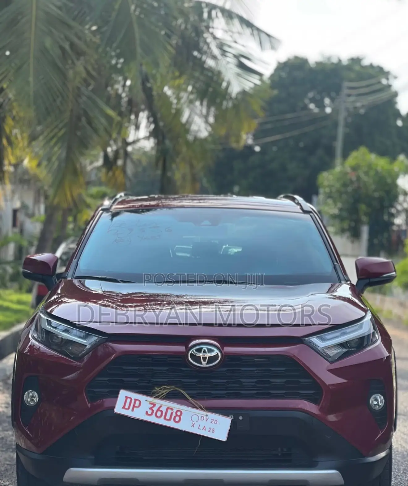 Toyota RAV4 XLE AWD 2024 Red