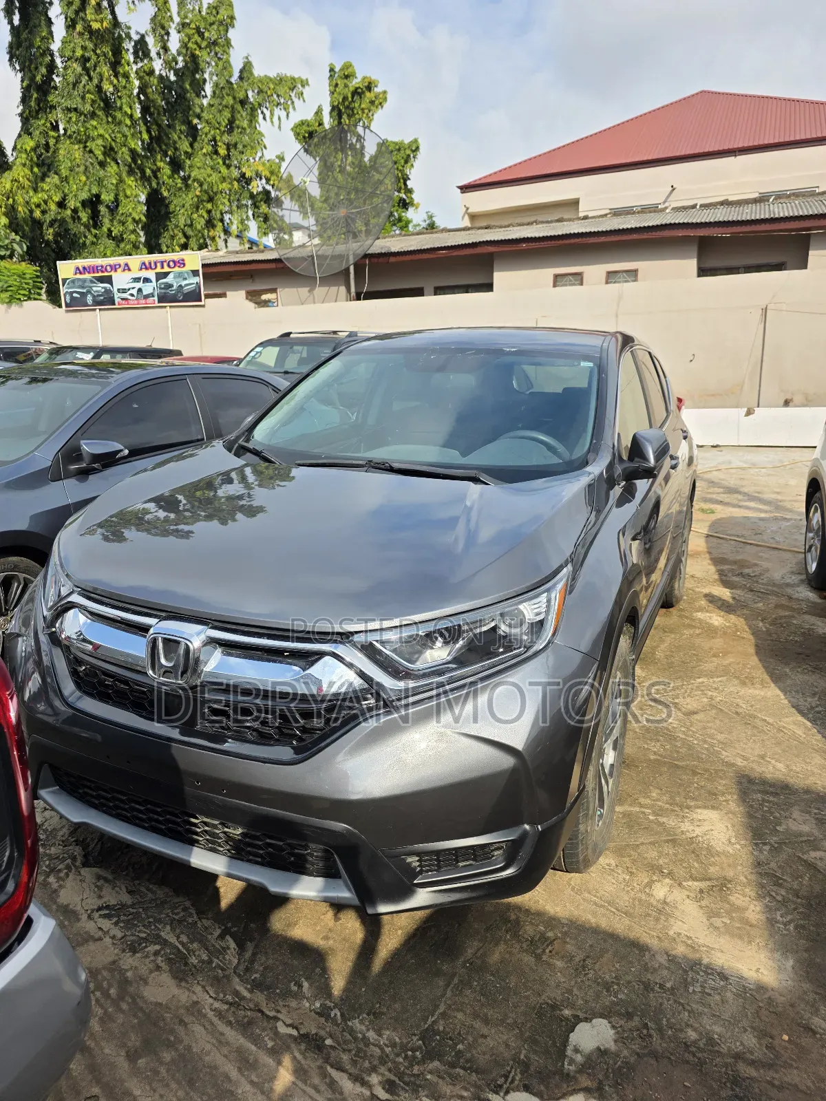 Honda CR-V LX 4dr SUV (2.4L 4cyl CVT) 2017 Gray