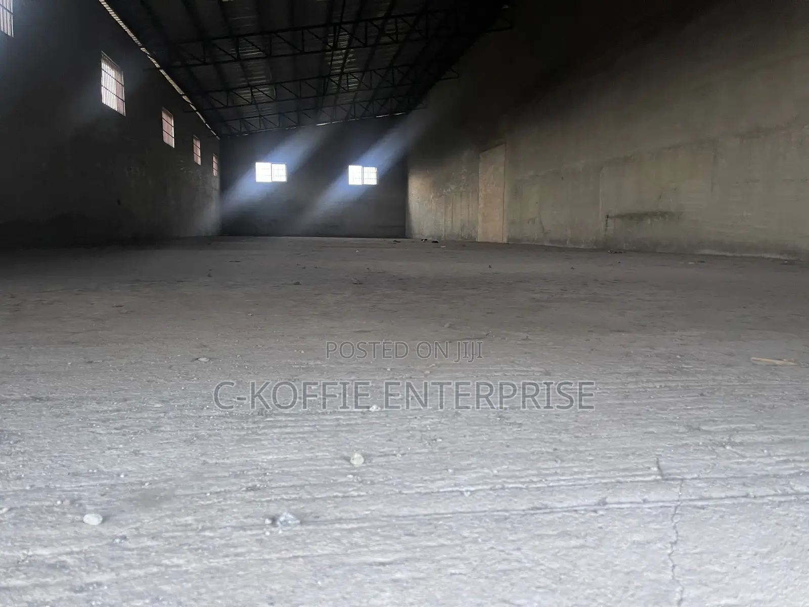 1000 SQM Warehouse at Avenor for Sale
