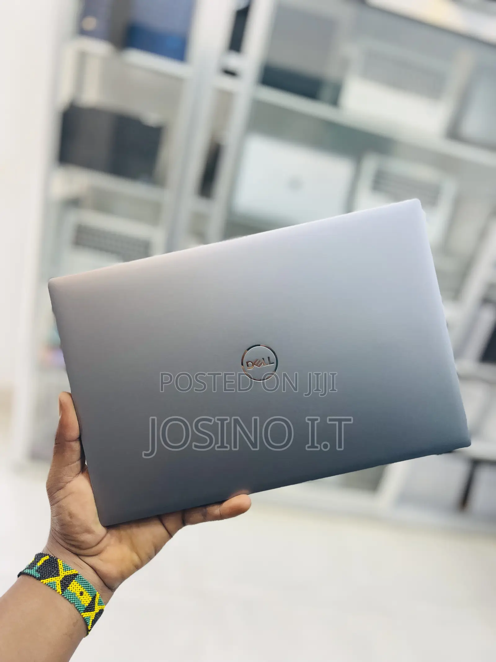 Laptop Dell Precision 5480 8GB Intel Core I5 SSD 512GB