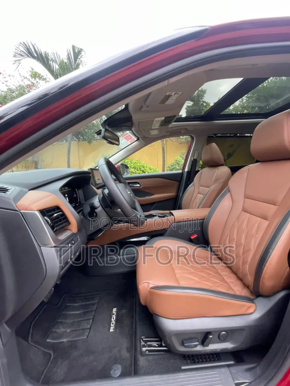 Nissan Rogue Platinum 2024 Red