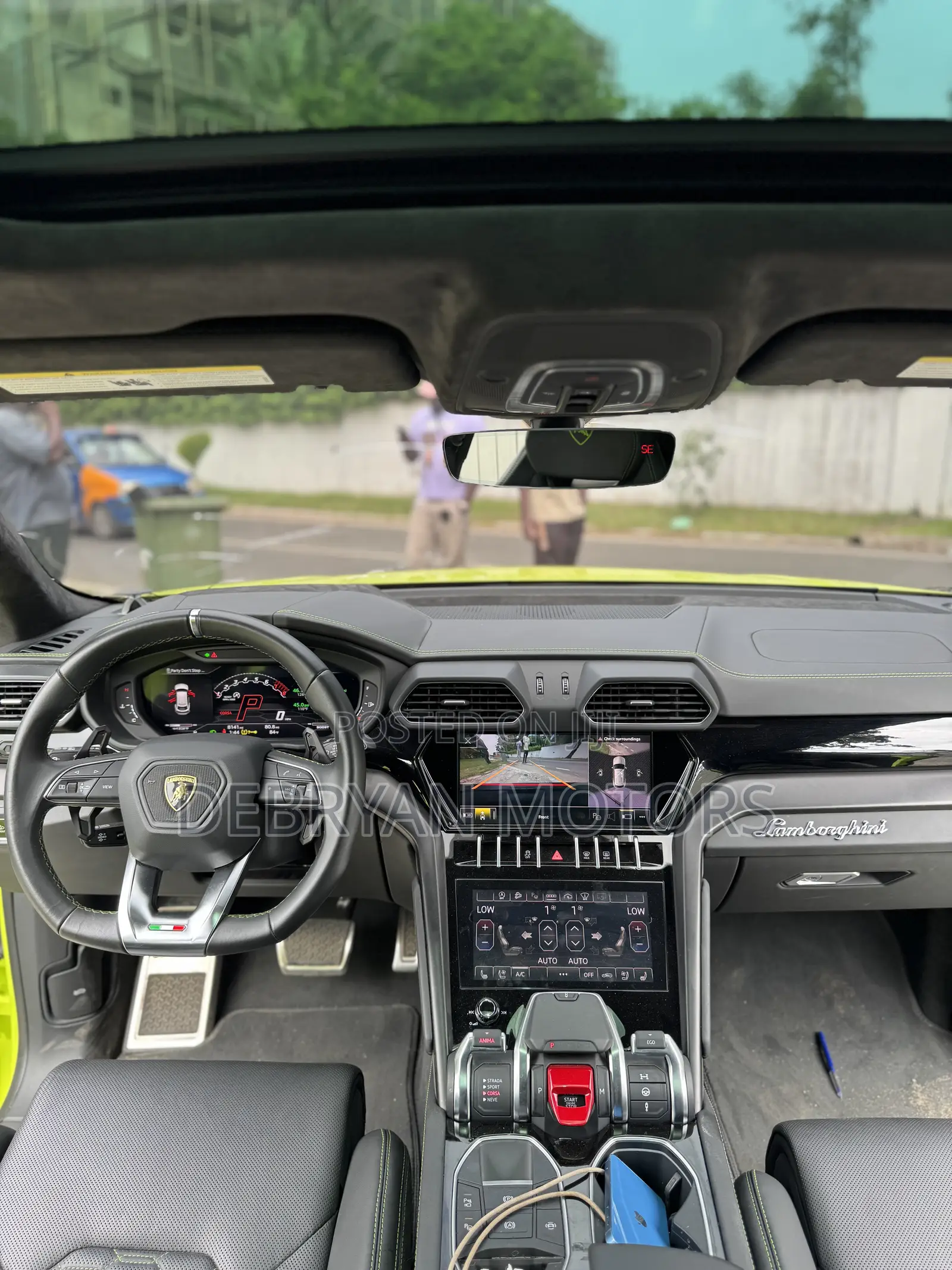 Lamborghini Urus 2022 Green