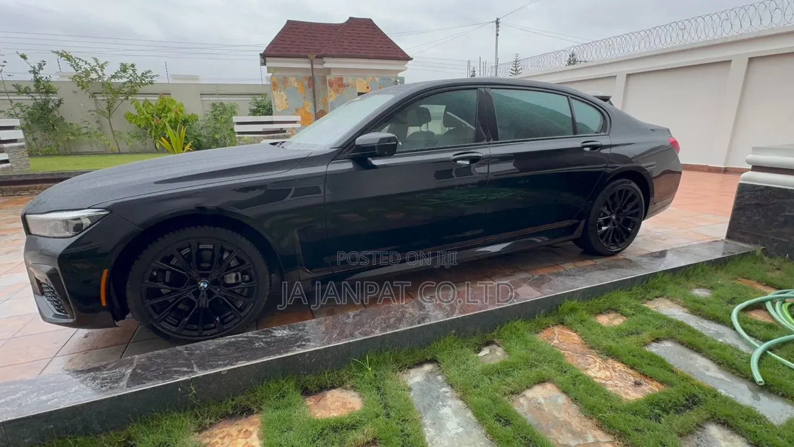 New BMW 740 2024 Black