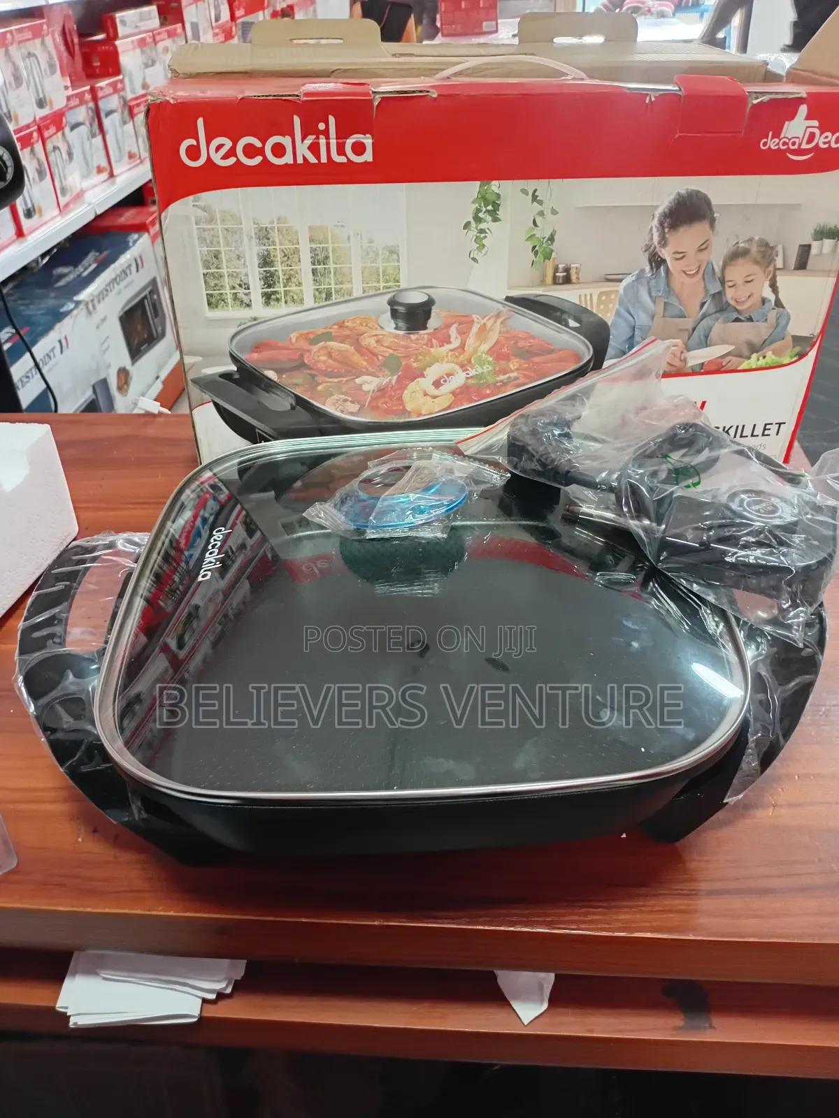 One Port for All Decakila Skillet Electric