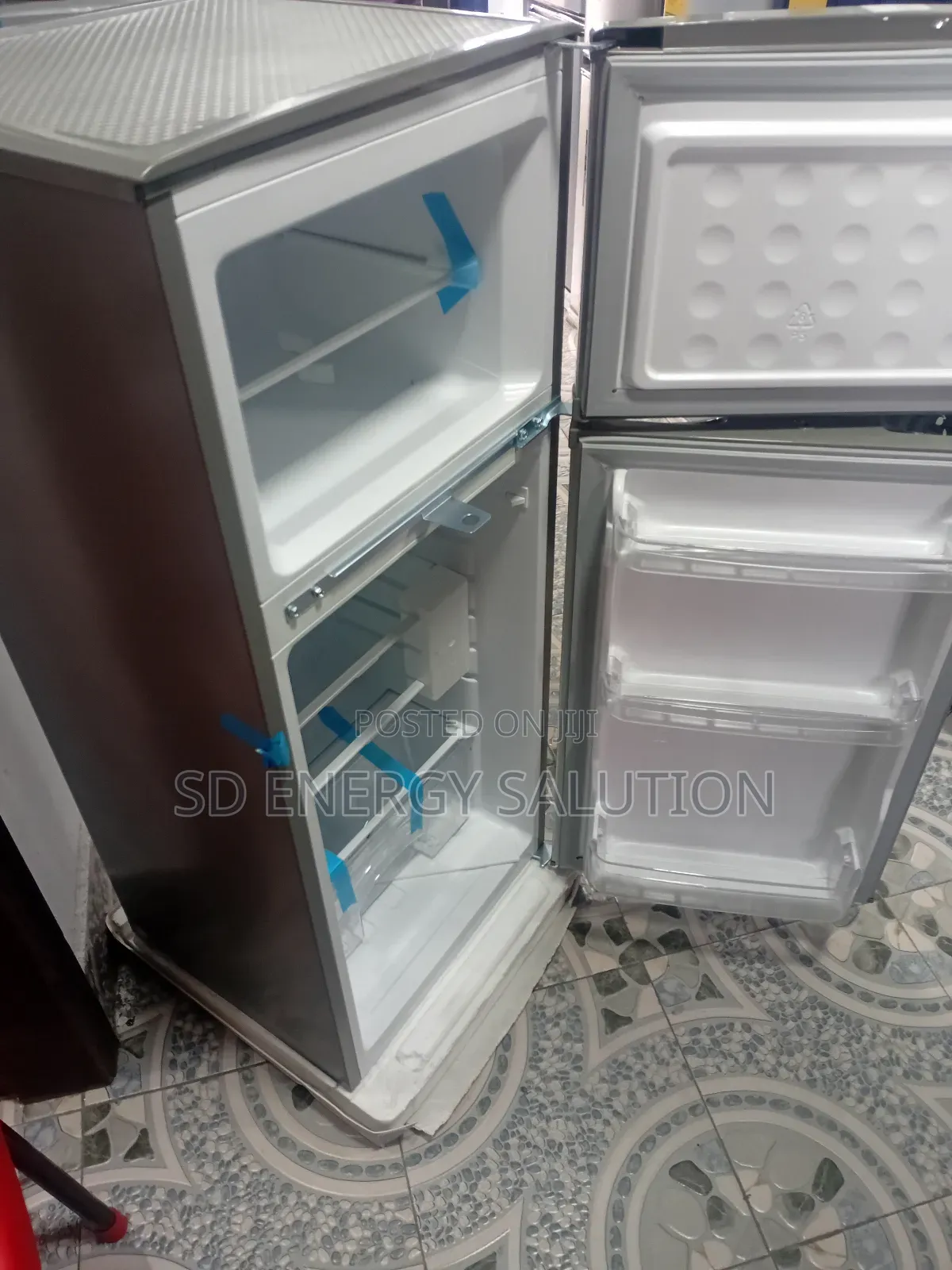 Blissful Roch Nature Fresh Fridge Freezer Model 140t-B