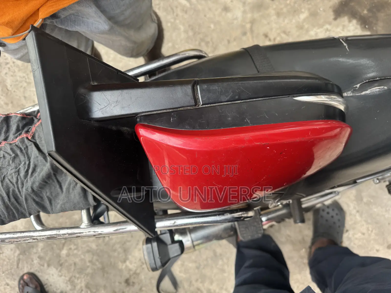 Toyota Rav 4 2014 To 2018 Mirror With Sensor And Light