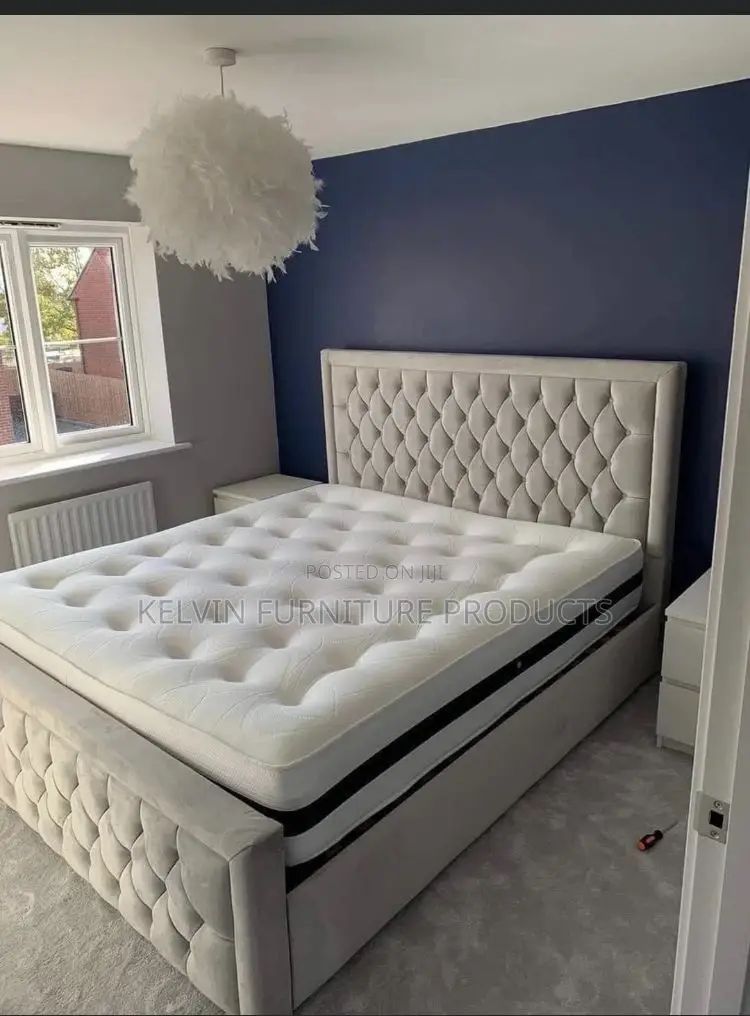 Royal Double Bed With Mattress