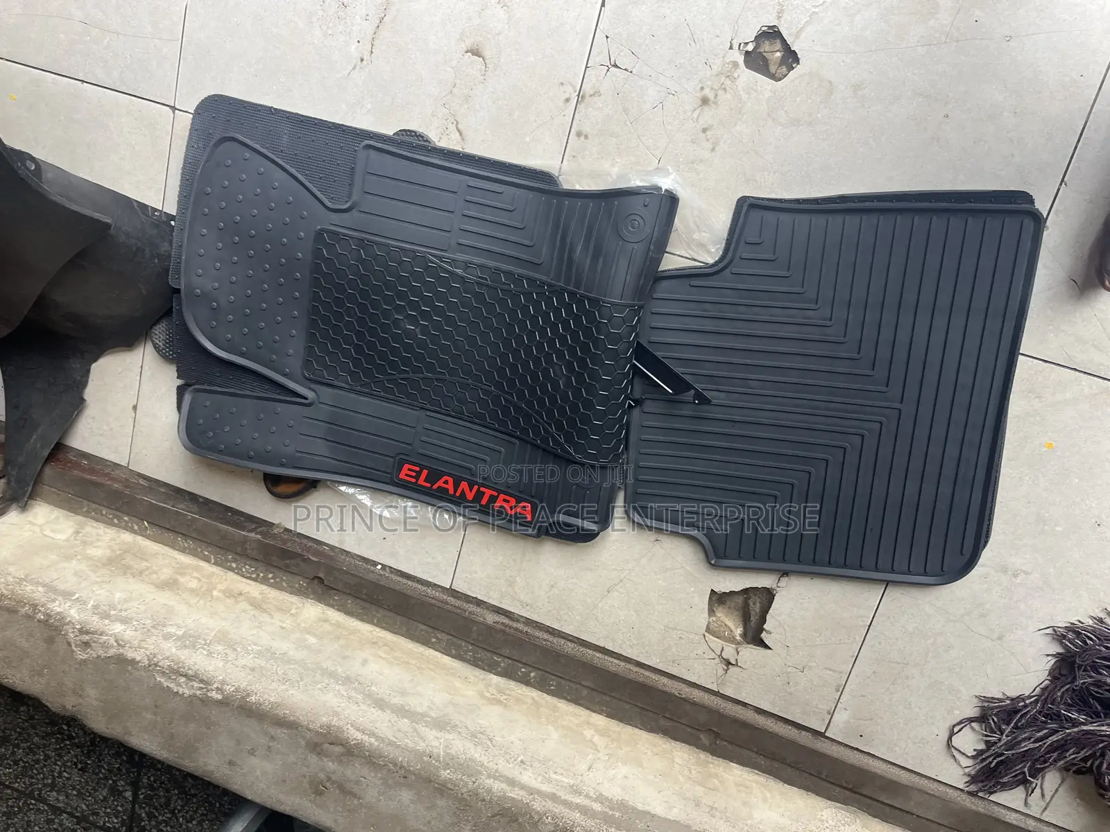 Hyundai Elantra 2012 17 2020 Upwards Floor Mat or Carpet Set