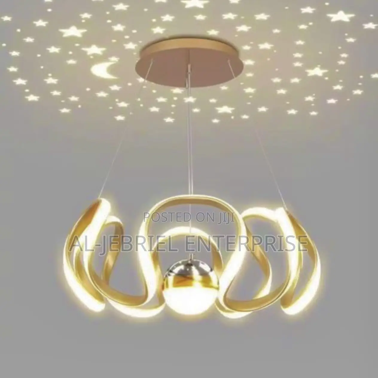 Chandelier With Ceiling Effect