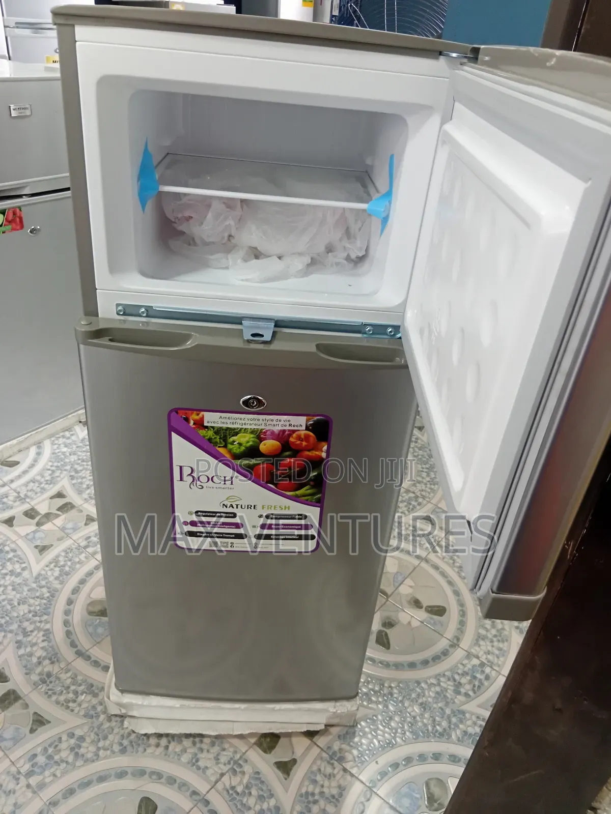 Quality RFR-140t-B Roch Fridge Freezer 117l Set