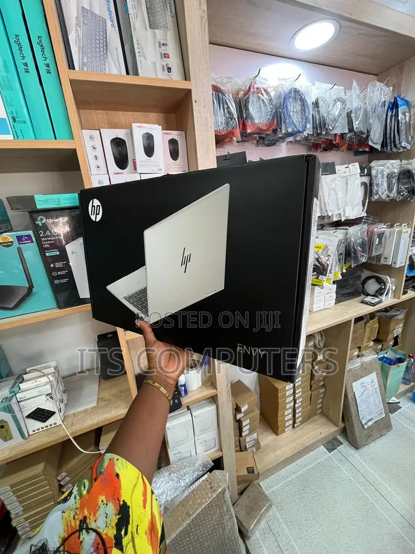 New Laptop HP Envy 14 8GB Intel Core I5 SSD 512GB