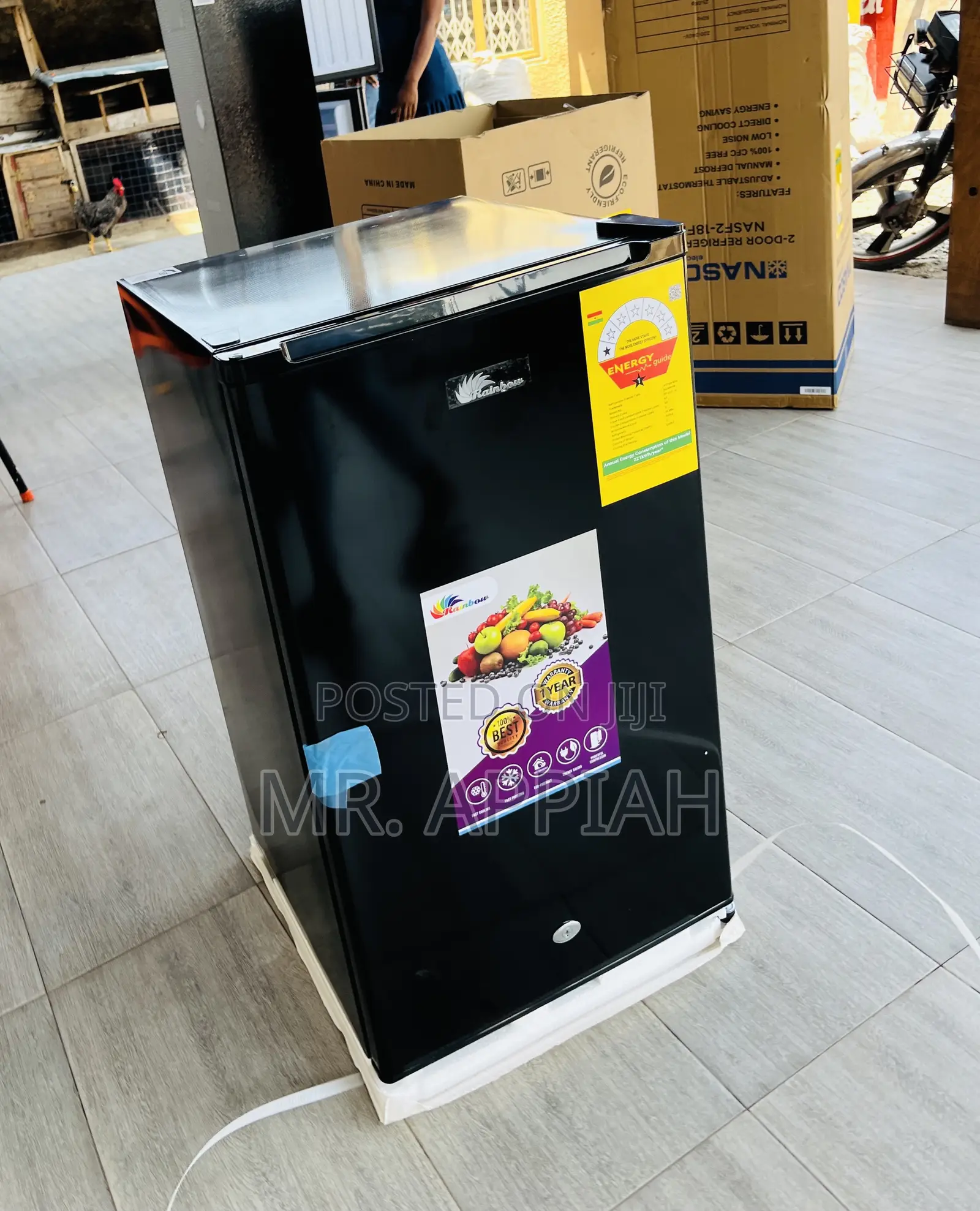 Most Reliable Rainbow Single Door Table Top Fridge(Black)