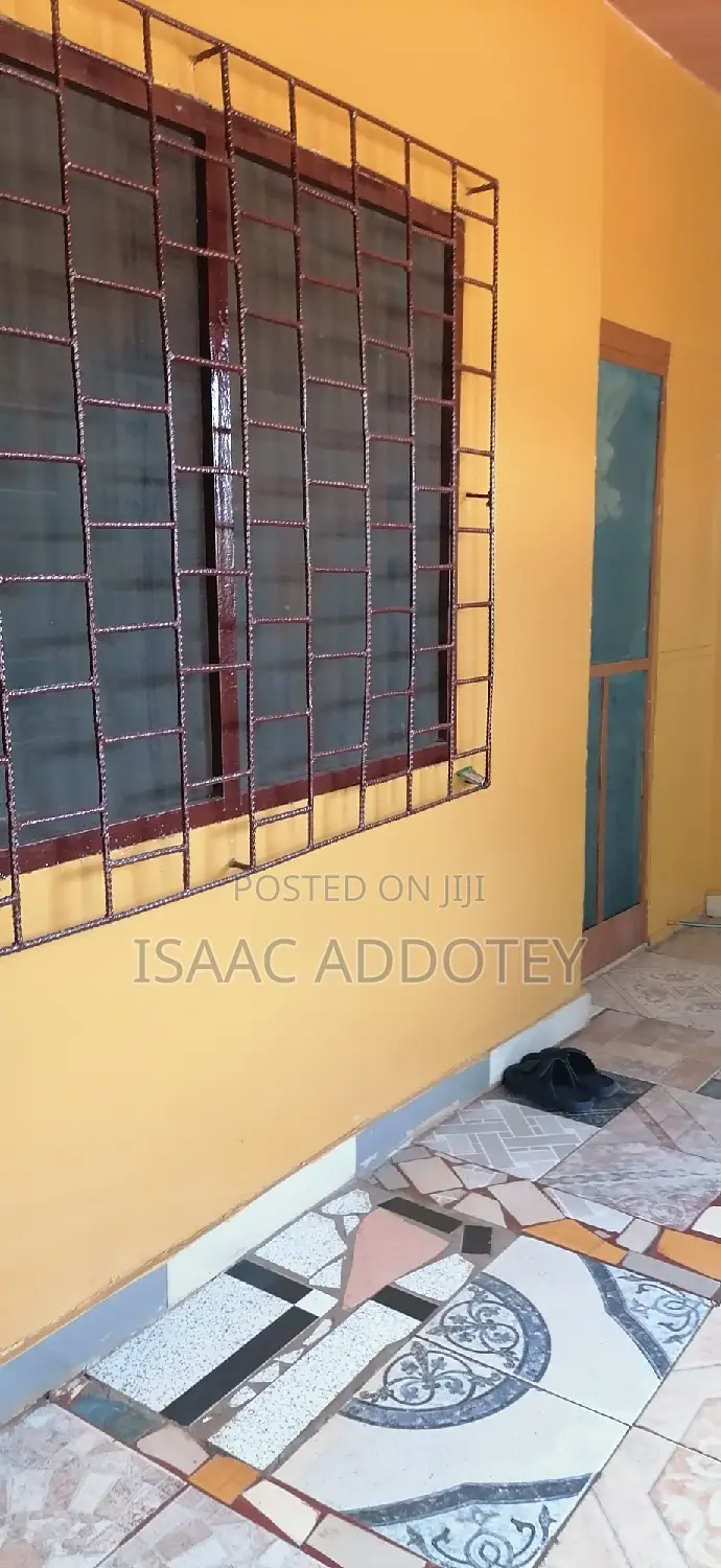 1bdrm Apartment in Nungua Methodist, Spintex for rent