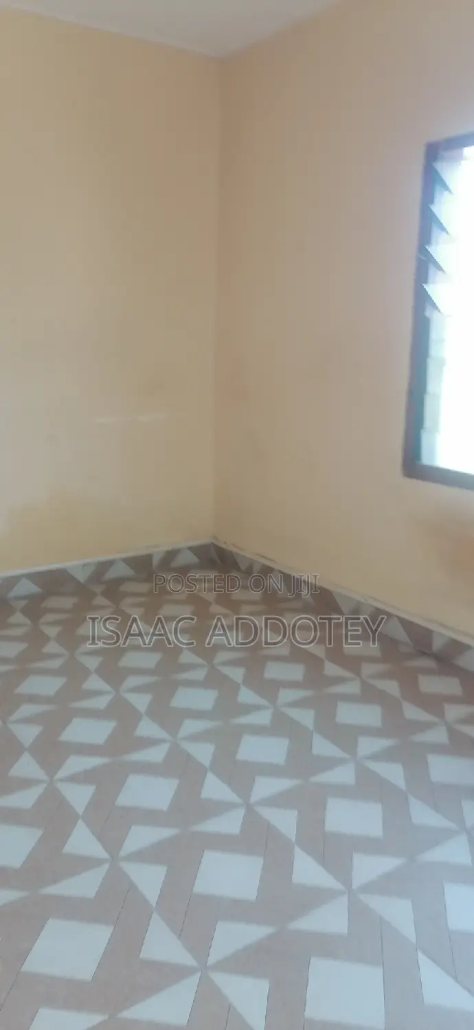 1bdrm Apartment in Nungua Methodist, Spintex for rent