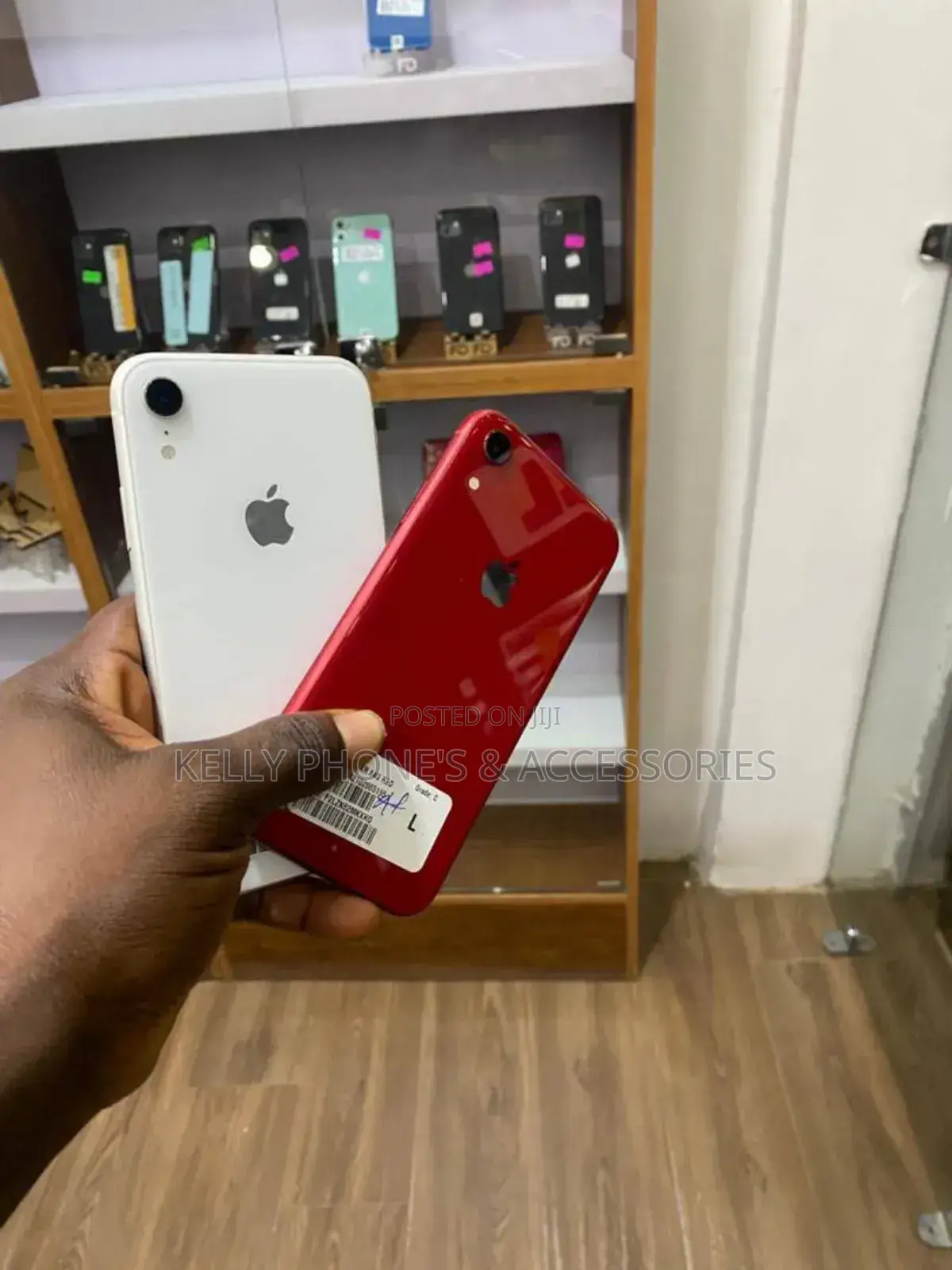 Apple XR 128 GB Red