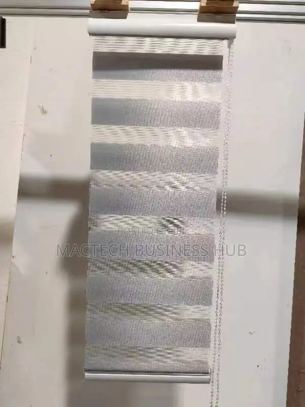Blinds ( 4 Feet )