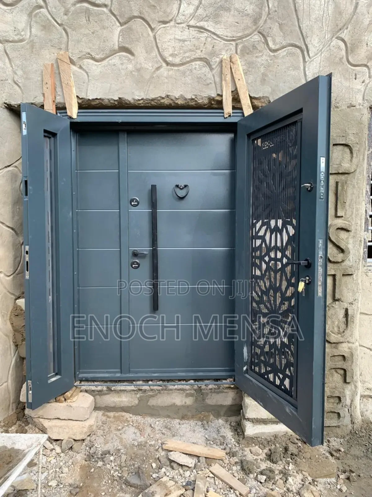 Waterproof Door-in-Door