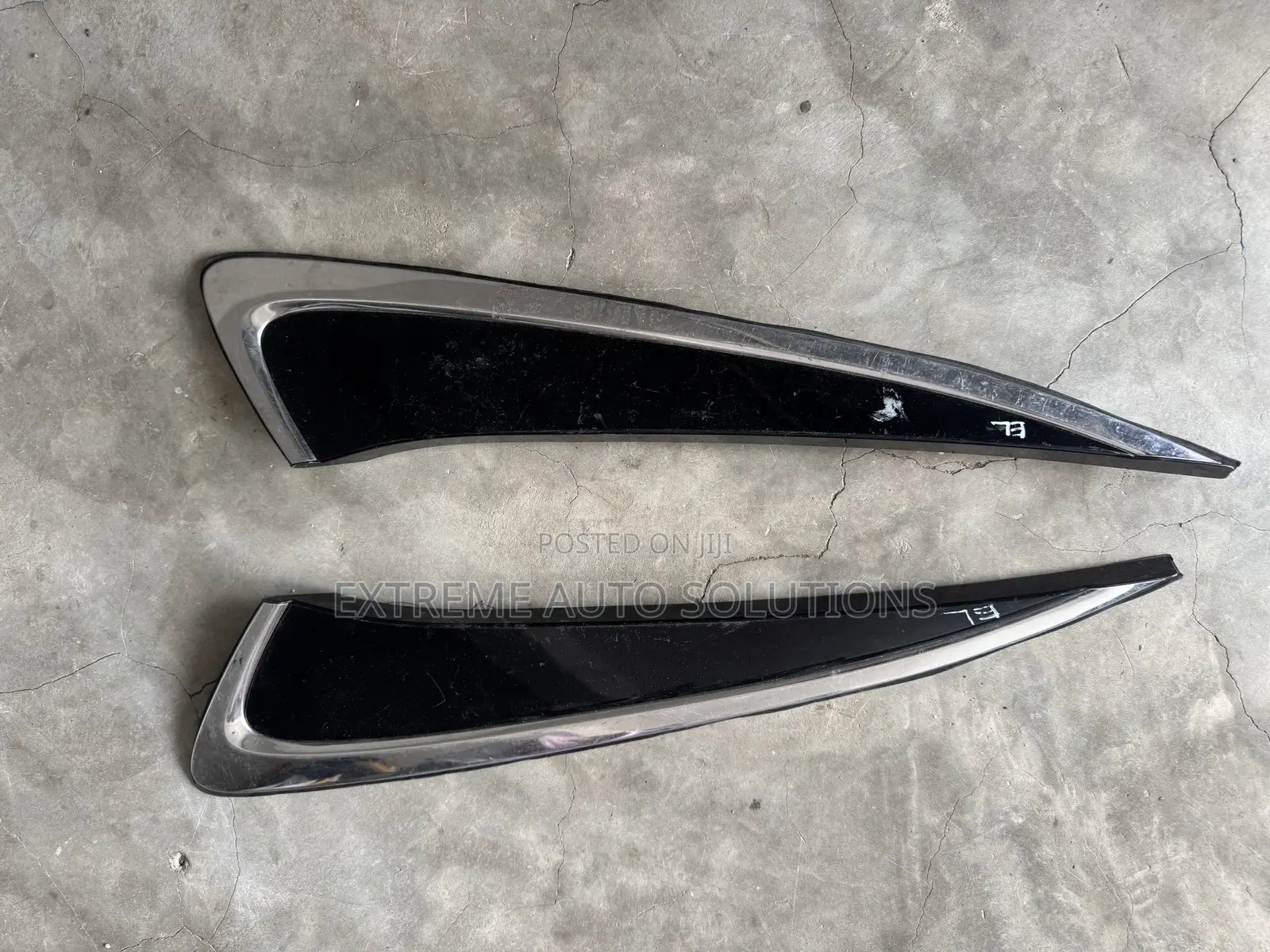 15-17 Toyota Camry Pillar Trim